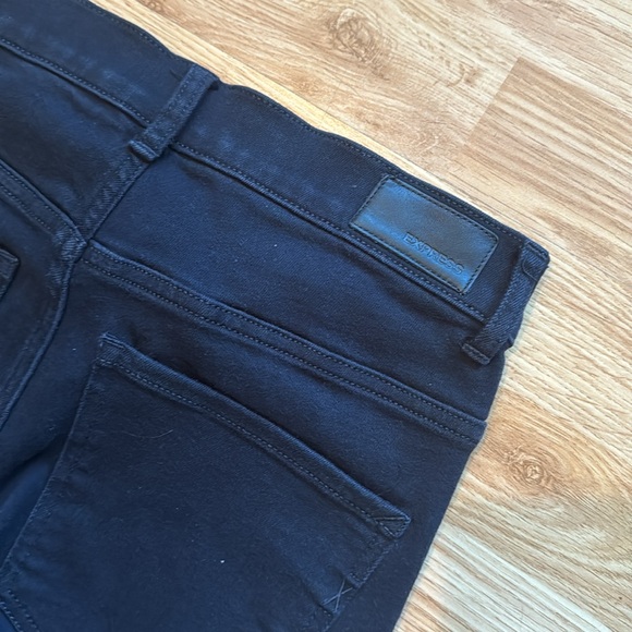 Express HR Ripped Jeggings - size 8L - Picture 9 of 12